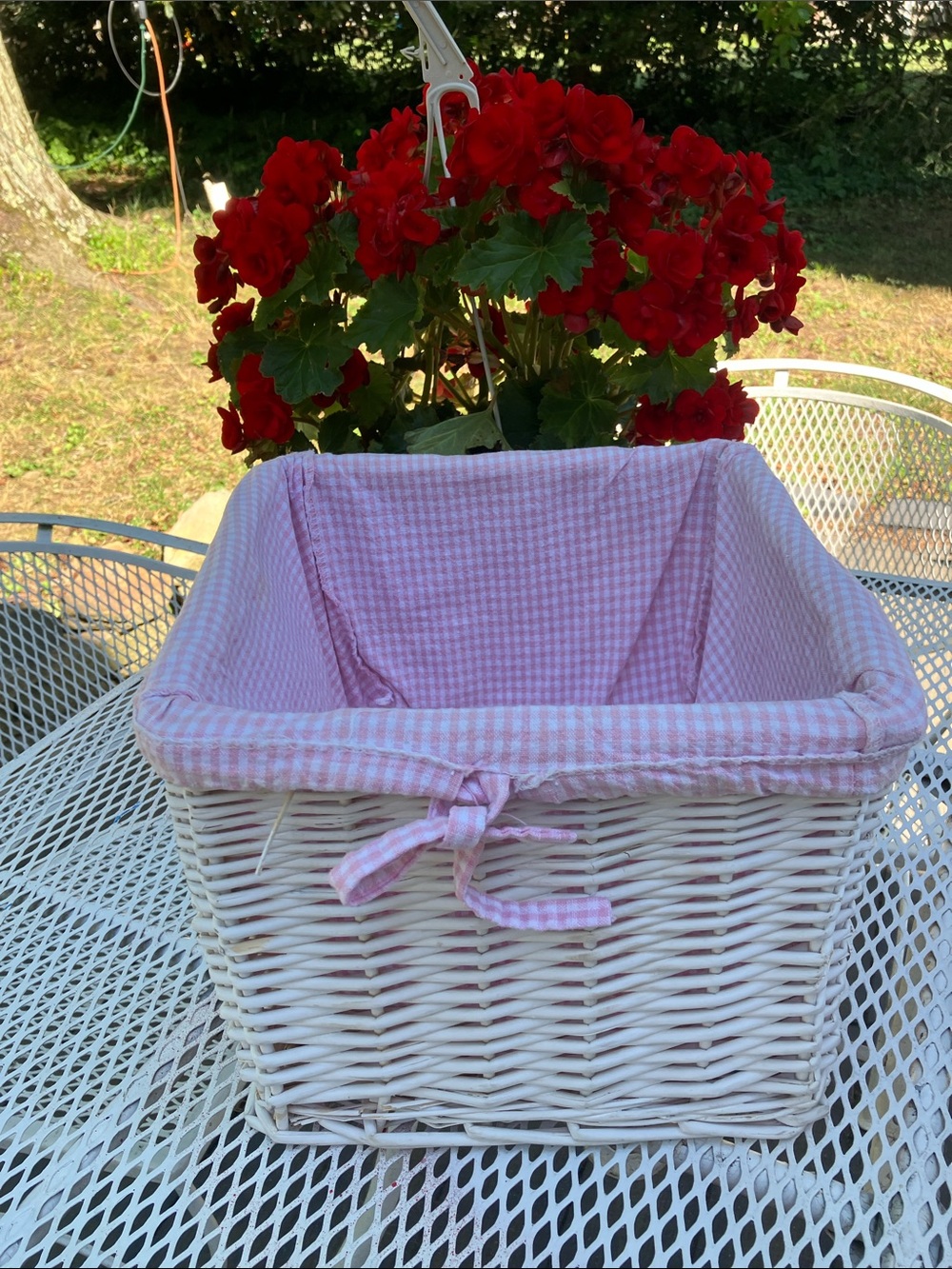 White Wicker Basket With Cotton Lining in Pink Gingham Pattern With Ties
